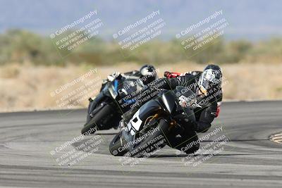 media/Nov-16-2025-Race Pace (Sun) [[8c5fa54630]]/Verified Riders/7-Turn 4 (1155am)/